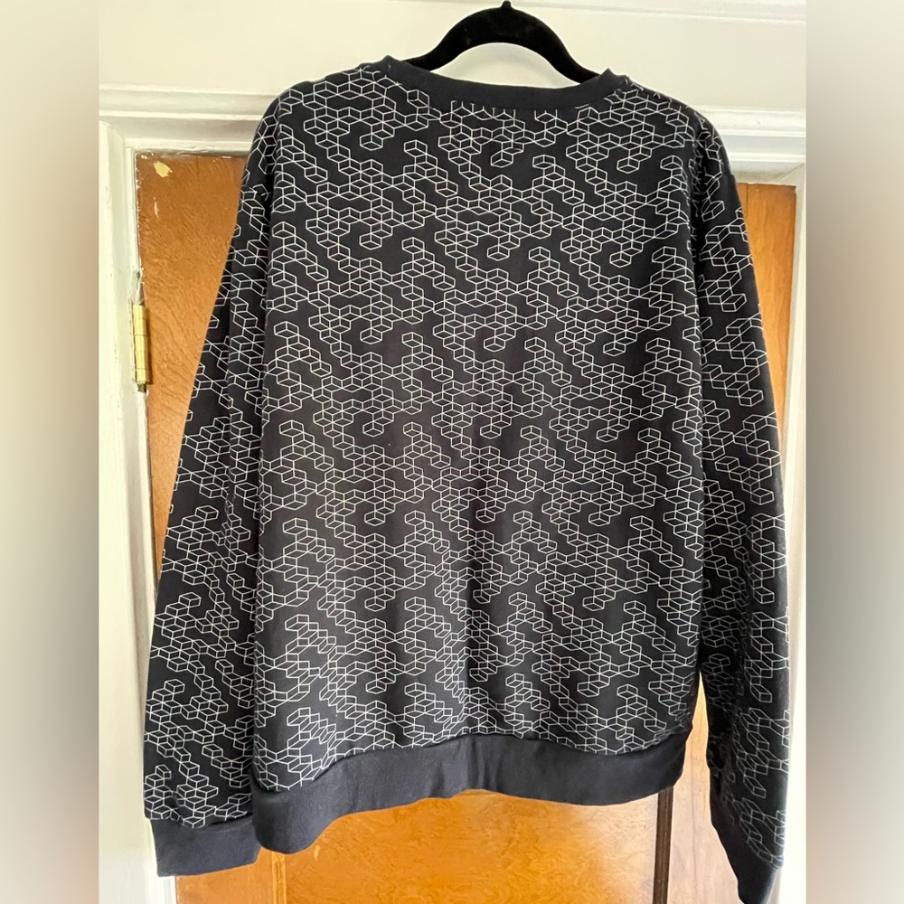 Sovereign Code - Geometrical Shape Sweater - XL - Picture 2 of 4